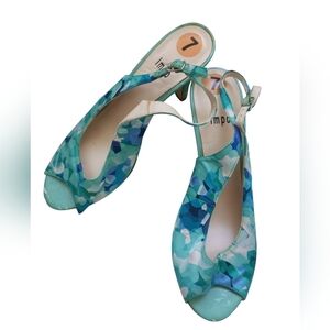 Impo Women's Blue Patterned Heels Size 7 US